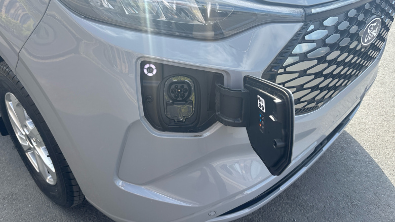 Ford Transit Custom E-320 L1 Rwd 100kW 65kWh H1 Van Limited Auto